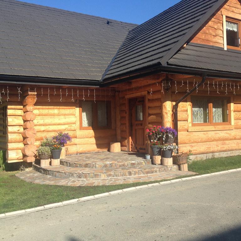 Ferienwohnung Udany Weekend Ustrzyki Dolne Exterior foto